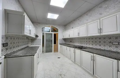 Apartment - 4 Bedrooms - 3 Bathrooms for rent in SH- 1 - Al Shamkha - Abu Dhabi