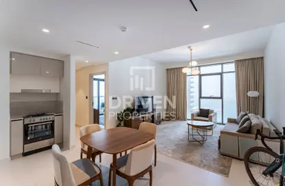 شقة - غرفة نوم - 1 حمام للبيع في برج Marina Vista 1 - مارينا فيستا - إعمار بيتشفرونت - دبي هاربور - دبي