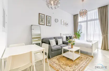 Living / Dining Room image for: Apartment - 1 Bathroom for rent in Belgravia 3 - Belgravia - Jumeirah Village Circle - Dubai, Image 1