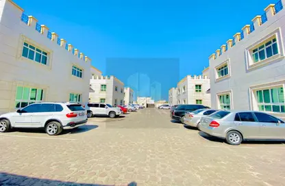 شقة - غرفة نوم - 1 حمام للايجار في فيلات مدينة خليفة آيه - مدينة خليفة أ - مدينة خليفة - أبوظبي