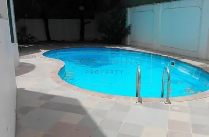 Pool image for: Villa - 4 Bedrooms for rent in Umm Suqeim 1 - Umm Suqeim - Dubai, Image 1