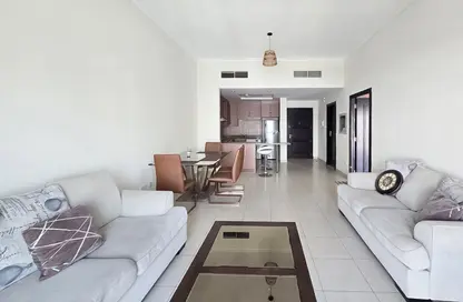 Apartment - 1 Bedroom - 2 Bathrooms for rent in Ritaj F - Ritaj (Residential Complex) - Dubai Investment Park (DIP) - Dubai Apartment - 1 Bedroom - 2 Bathrooms for rent in Ritaj F - Ritaj (Residential Complex) - Dubai Investment Park (DIP) - Dubai