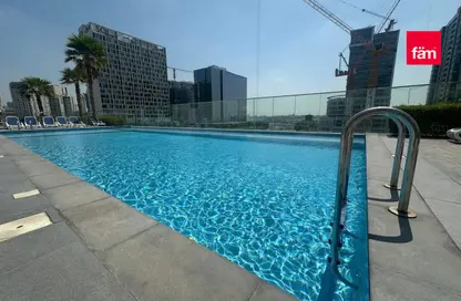 Apartment - Studio - 1 Bathroom for rent in SOL Bay - Business Bay - Dubai