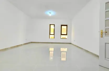 Apartment - 3 Bedrooms - 3 Bathrooms for rent in Al Otaiba Tower - Electra Street - Abu Dhabi