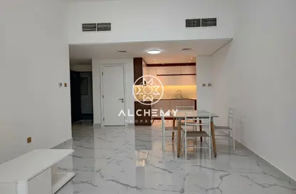 شقة - غرفة نوم - 2 حمامات للايجار في بناية 148-202 - طراز مغولي - ديسكفري غاردنز - دبي