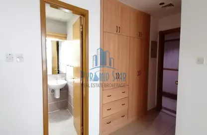 Apartment - 1 Bathroom for rent in DIFC - Dubai