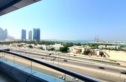 Apartment - 4 Bedrooms - 4 Bathrooms for rent in Mina Tower - Mina Road - Tourist Club Area - Abu Dhabi