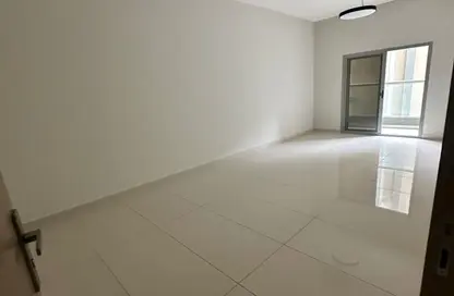 شقة - 3 غرف نوم - 4 حمامات للايجار في الجرف 2 - الجرف - عجمان وسط المدينة - عجمان