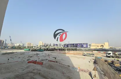 Shop - Studio for rent in Azizi Aliyah - Al Jaddaf - Dubai