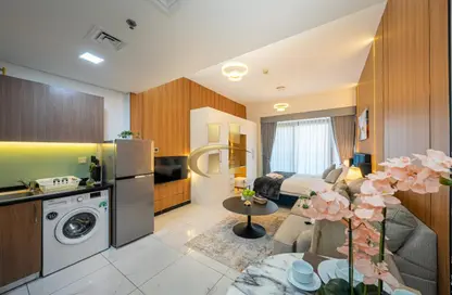 شقة - 1 حمام للايجار في كريستال مساكن - منطقة 11 - قرية الجميرا سركل - دبي