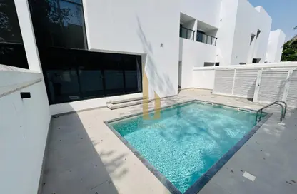 Villa - 4 Bedrooms - 4 Bathrooms for rent in Umm Suqeim 1 Villas - Umm Suqeim 1 - Umm Suqeim - Dubai