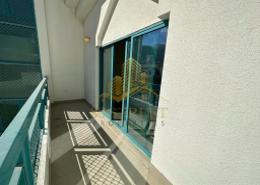 صورةشرفة لـ: فيلا - 5 غرف نوم - 5 حمامات للكراء في شارع الوحدة - الوحدة - أبوظبي, صورة 1