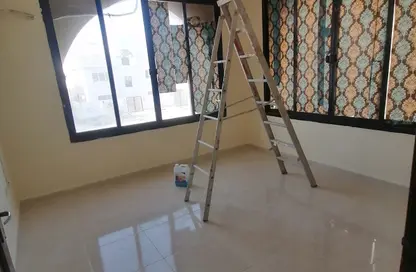 شقة - غرفة نوم - 1 حمام للايجار في الزهراء - أبوظبي