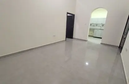 شقة - غرفة نوم - 1 حمام للايجار في الشامخة - أبوظبي