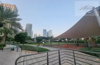 Warehouse - Studio - 2 Bathrooms for rent in Jumeirah Lake Towers - Dubai