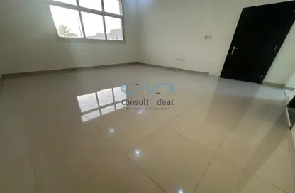 Apartment - Studio - 1 Bathroom for rent in Mohamed Bin Zayed City - Abu Dhabi