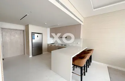 Kitchen image for: Apartment - 1 Bedroom - 2 Bathrooms for rent in The Palm Tower - Palm Jumeirah - Dubai, Image 1