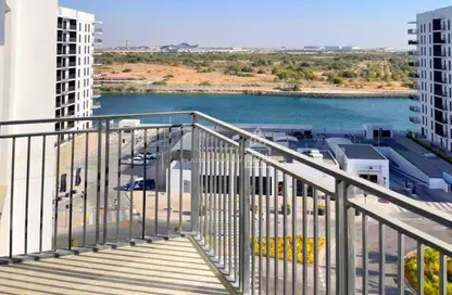Apartment - 3 Bedrooms - 3 Bathrooms for rent in Waters Edge - Yas Island - Abu Dhabi