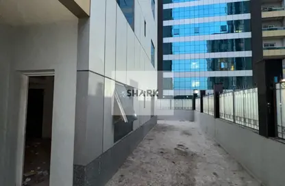 شقة - 2 غرف نوم - 2 حمامات للبيع في أورينت تاور 1 - أورينت تاور - البستان - عجمان