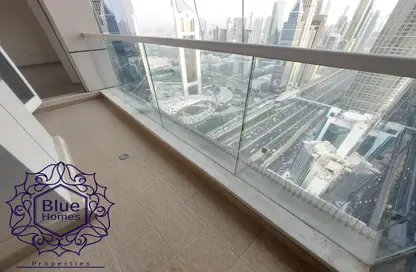 شقة - 2 غرف نوم - 2 حمامات للايجار في بلو تاور - شارع الشيخ زايد - دبي