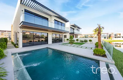 Villa - 5 Bedrooms - 6 Bathrooms for sale in Jumeirah Park Homes - Jumeirah Park - Dubai
