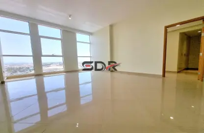 شقة - غرفة نوم - 2 حمامات للايجار في شاينين تاورز - الخالدية - أبوظبي