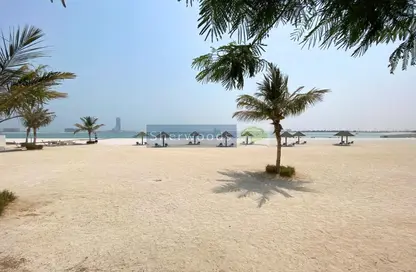شقة - 1 حمام للايجار في فيروز - باب البحر - جزيرة المرجان - رأس الخيمة