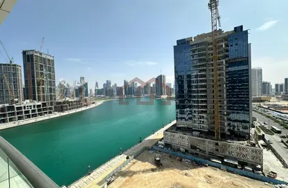 شقة - 2 غرف نوم - 4 حمامات للبيع في برج وارف الغربي - الخليج التجاري - دبي