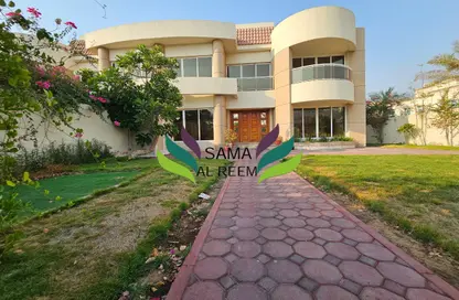 مجمع سكني - 4 غرف نوم - 5 حمامات للايجار في فلل الجميرا 1 - جميرا 1 - الجميرا - دبي