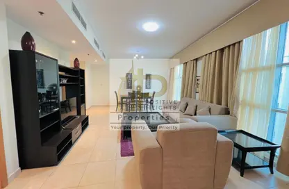 شقة - غرفة نوم - 2 حمامات للايجار في سيتي هاوس 2 - البرشاء 1 - البرشاء - دبي