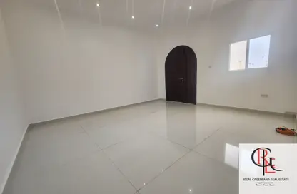 Apartment - 3 Bedrooms - 3 Bathrooms for rent in Mohamed Bin Zayed Centre - Mohamed Bin Zayed City - Abu Dhabi