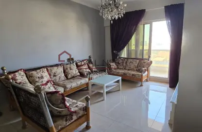 شقة - 2 غرف نوم - 2 حمامات للايجار في بناية الفؤاد - الفرجان - دبي