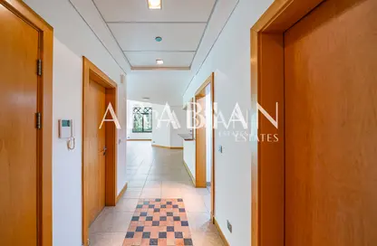 Apartment - 3 Bedrooms - 4 Bathrooms for sale in Jash Hamad - Shoreline Apartments - Palm Jumeirah - Dubai