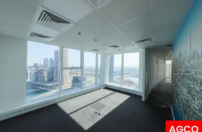 مكتب - استوديو - 2 حمامات للايجار في برج المنارة - الخليج التجاري - دبي