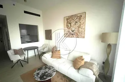 Apartment - 1 Bedroom - 2 Bathrooms for rent in Binghatti Heights - Jumeirah Village Circle - Dubai