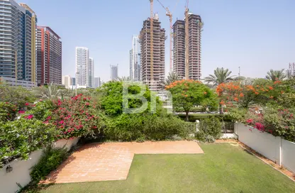 Villa - 4 Bedrooms - 5 Bathrooms for rent in Nakheel Villas - Jumeirah Village Circle - Dubai