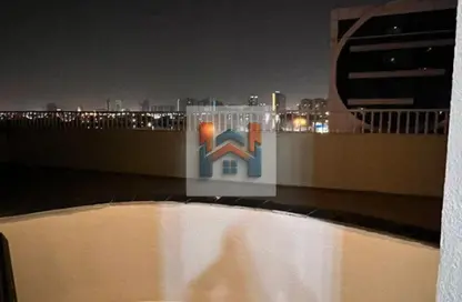 شقة - غرفة نوم - 2 حمامات للبيع في أورينت تاور 1 - أورينت تاور - البستان - عجمان