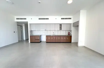 Apartment - 2 Bedrooms - 2 Bathrooms for rent in Creek Palace - Dubai Creek Harbour (The Lagoons) - Dubai