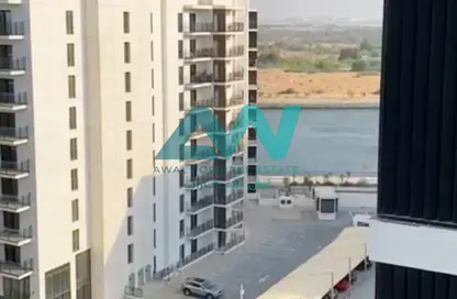 Apartment - 1 Bedroom - 1 Bathroom for rent in Waters Edge - Yas Island - Abu Dhabi