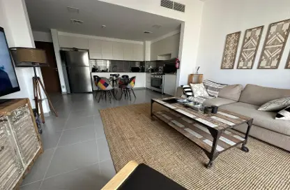 Apartment - 2 Bedrooms - 2 Bathrooms for rent in Hayat Boulevard-1A - Hayat Boulevard - Town Square - Dubai