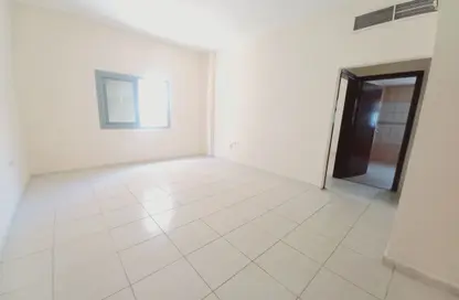 Apartment - 1 Bedroom - 1 Bathroom for rent in Fire Station Road - Muwaileh - Sharjah
