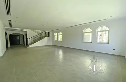 Villa - 5 Bedrooms - 5 Bathrooms for rent in Legacy - Jumeirah Park - Dubai