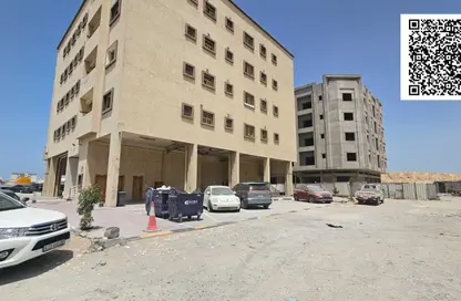 عمارة بالكامل - استوديو - 8 حمامات للبيع في الجرف الصناعية 2 - الجرف الصناعية - عجمان