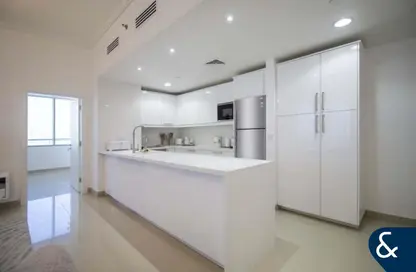Apartment - 2 Bedrooms - 3 Bathrooms for sale in Ocean Heights - Dubai Marina - Dubai