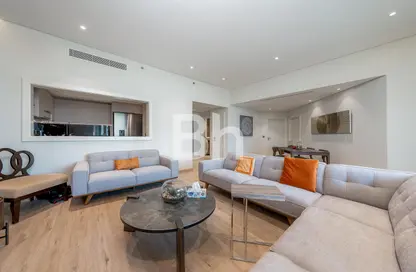 Apartment - 2 Bedrooms - 3 Bathrooms for sale in Al Hallawi - Shoreline Apartments - Palm Jumeirah - Dubai