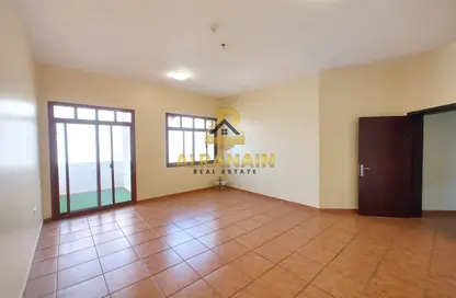 Apartment - 2 Bedrooms - 2 Bathrooms for rent in Bida Bin Ammar - Asharej - Al Ain
