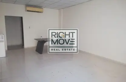 Shop - Studio - 1 Bathroom for rent in England Cluster - International City - Dubai
