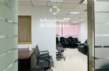 مكتب - استوديو - 1 حمام للايجار في الكرامة - دبي