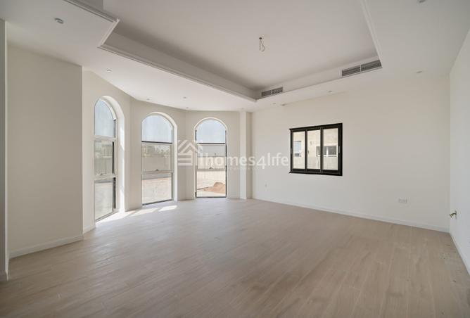 15240126 - Property Image 2