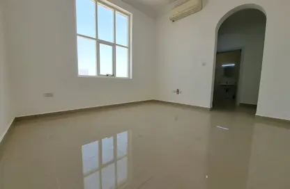 شقة - 1 حمام للايجار في مركز محمد بن زايد - مدينة محمد بن زايد - أبوظبي